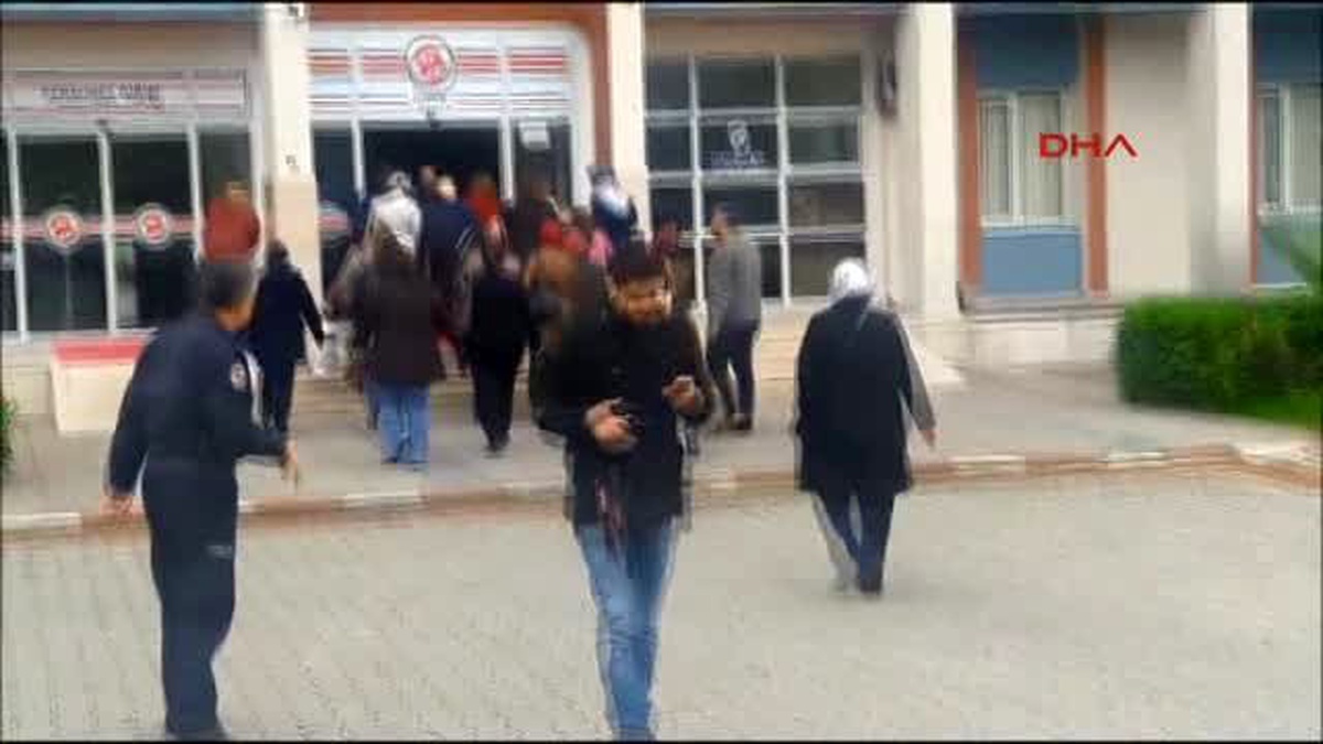 Nazilli Ak Partili Kadınlardan \'Cariye\' Benzetmesine Suç Duyurusu