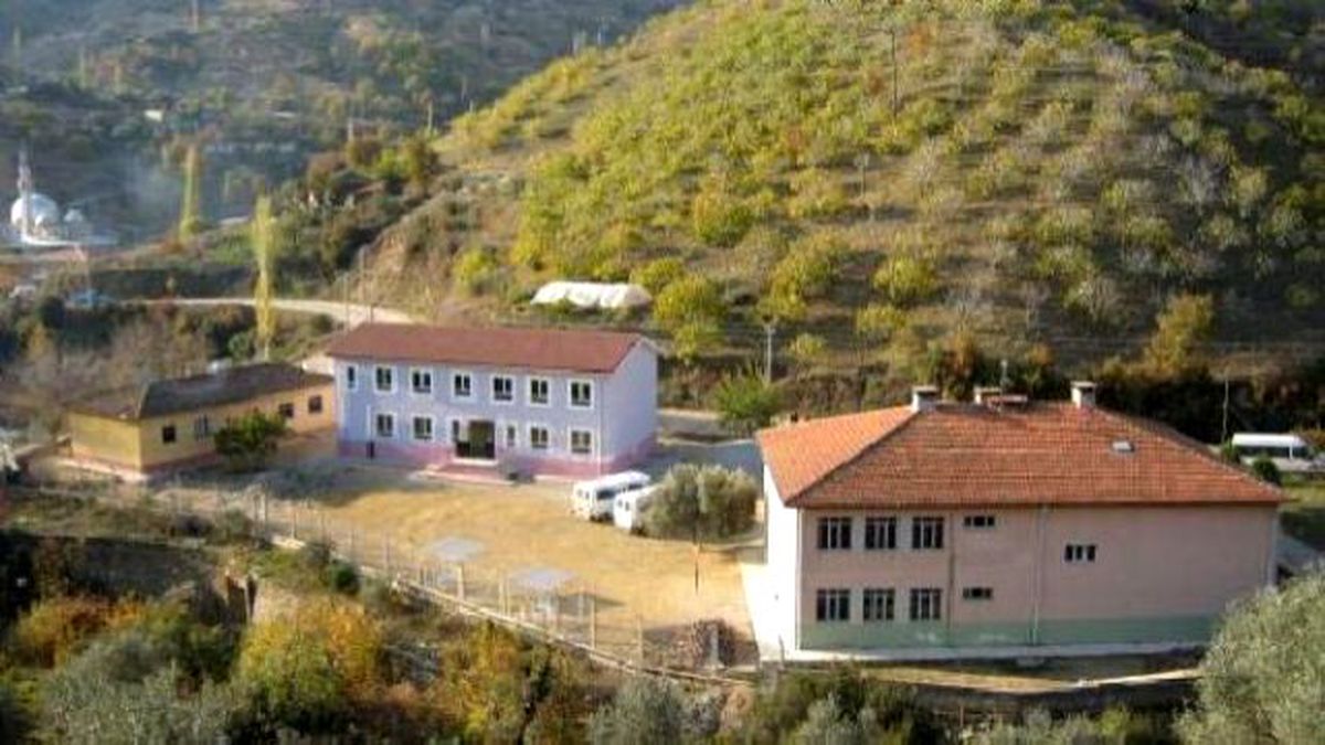 6 Kız Öğrenciye Taciz Eden Hizmetli Tutuklandı