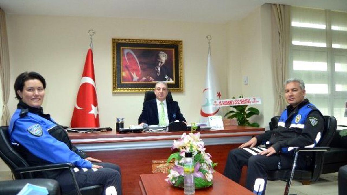 Polisler, Sağlıkçıları Unutmadı