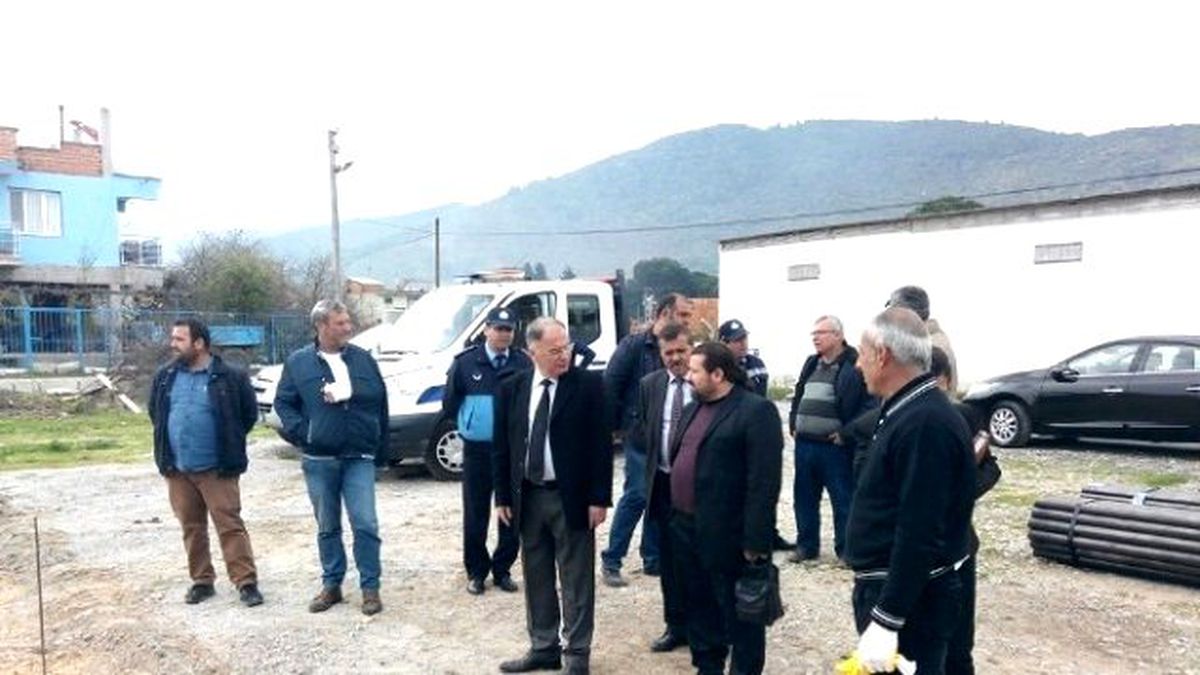 Selçuk\'ta İlk Halı Saha Belevi Mahallesi\'ne