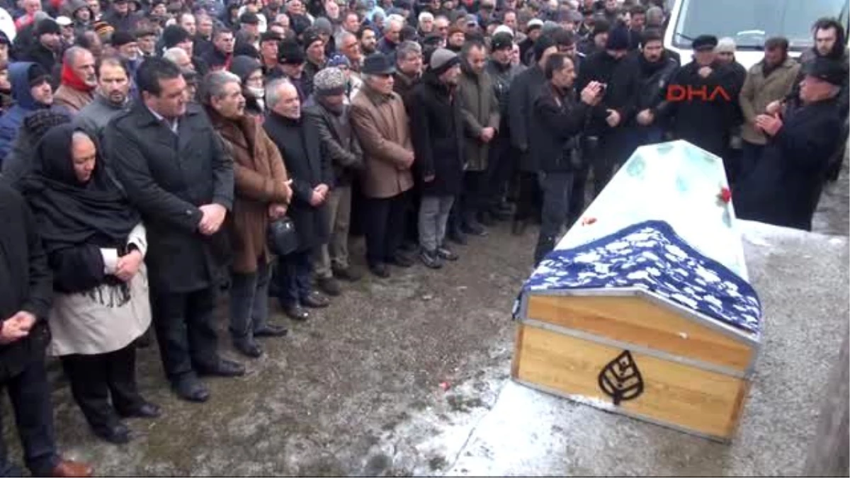 Sivas - Ankara Saldırısında Ölen Bilgilioğlu, Sivas\'ta Toprağa Verildi