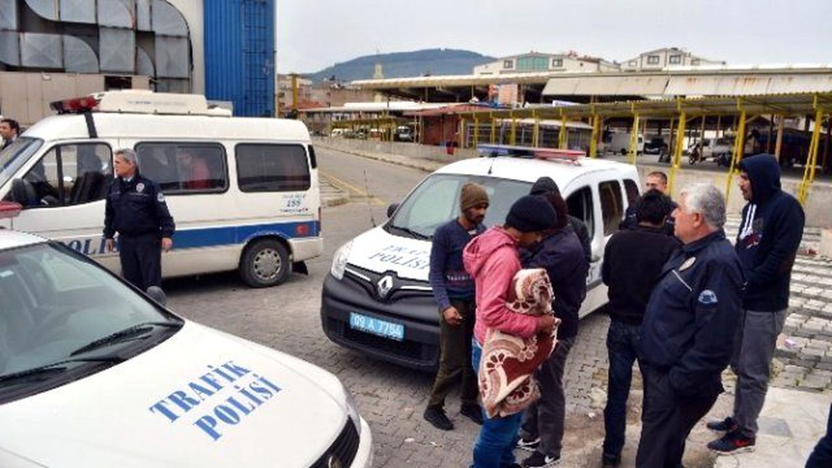 Söke\'de 35 Kaçak Göçmen Yakalandı