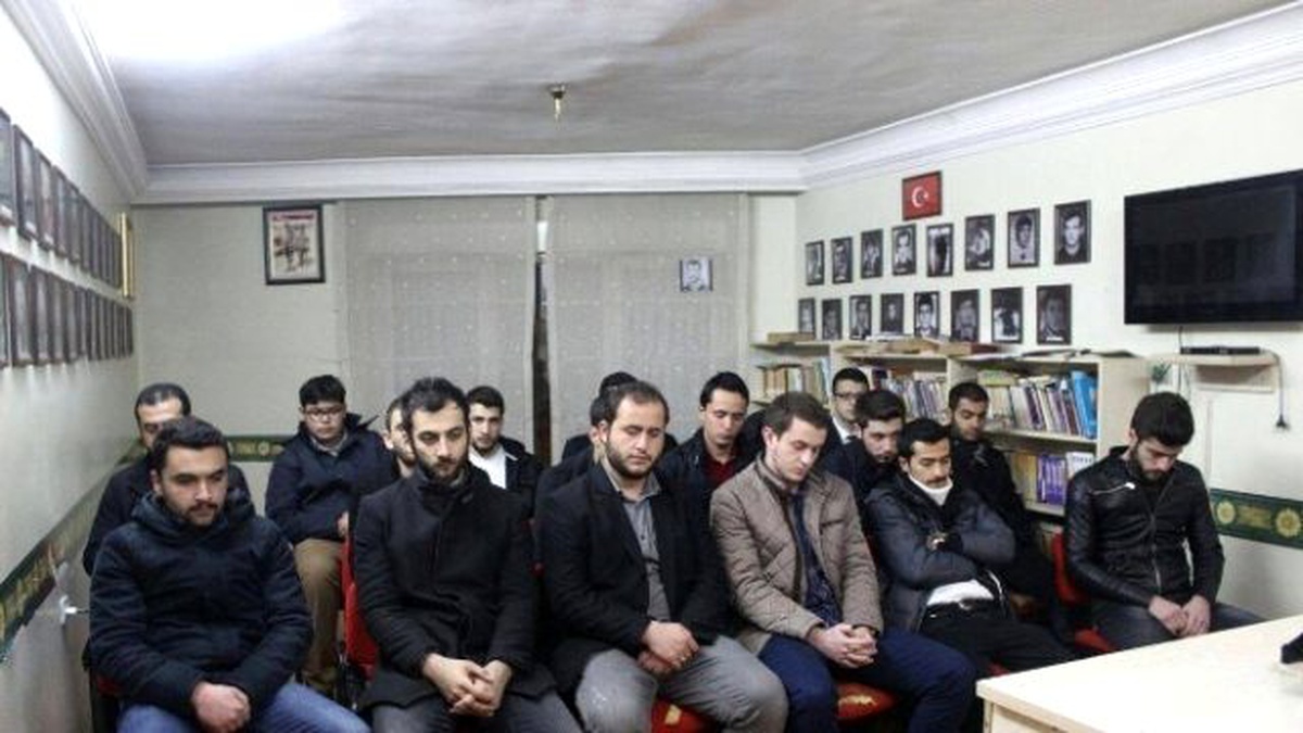 Ülkü Ocakları Şehitler İçin Mevlit Okuttu