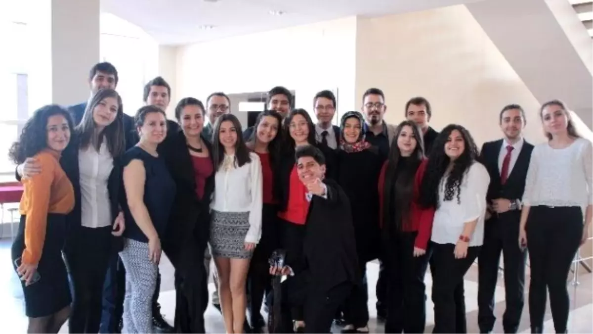 Üniversite Öğrencileri '2 Günde Şirket-i Alem'16' Etkinliğinde Buluştu