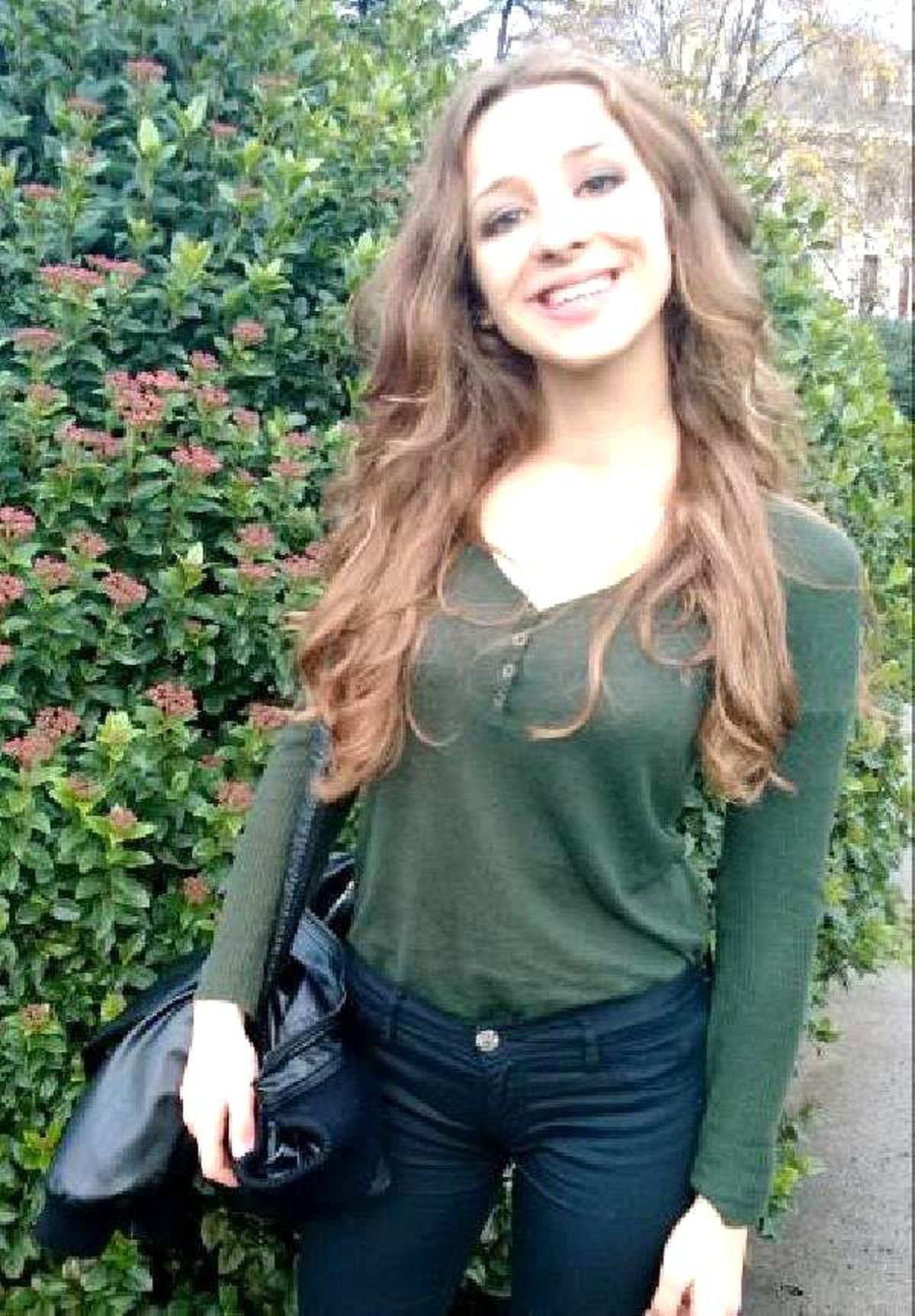 Üniversiteli Genç Kız, Yurttaki Odasında Ölü Bulundu