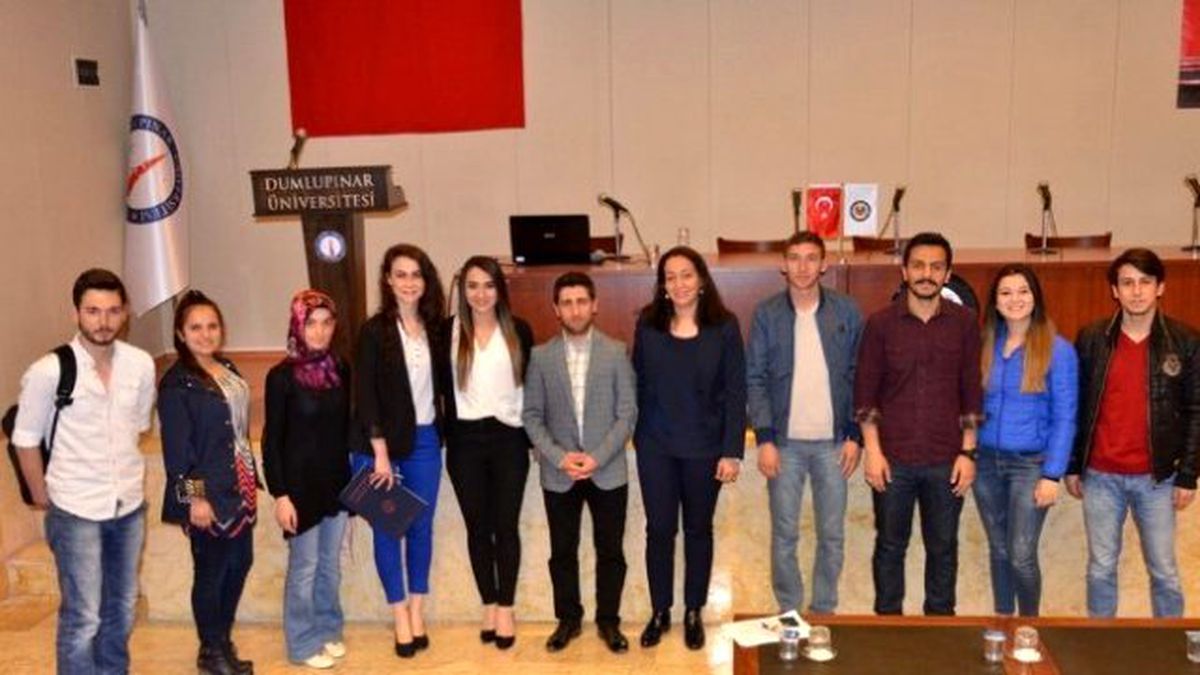 Yrd. Doç. Dr. Ümmügülsüm Polat: Akif, Milletine Umut ve Zafer İnancı Veren Bir Hatipti