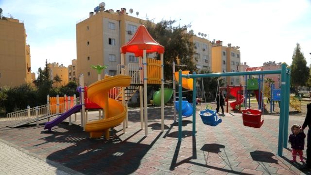 Yüreğir\'de "Çocuk Dostu" Parkın İnşaatı Tamamlandı