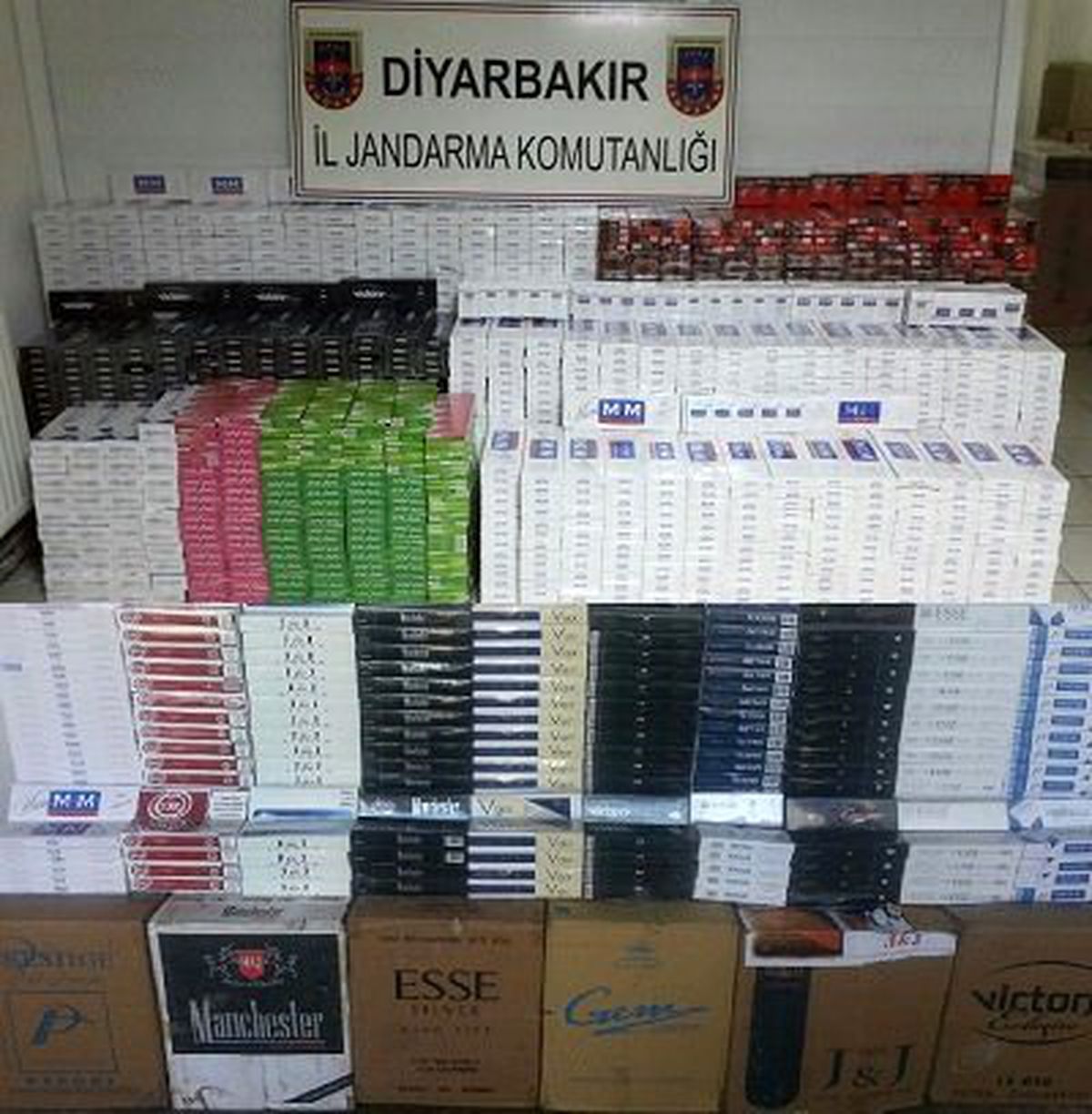 130 Bin Liralık Sigara Ele Geçirildi