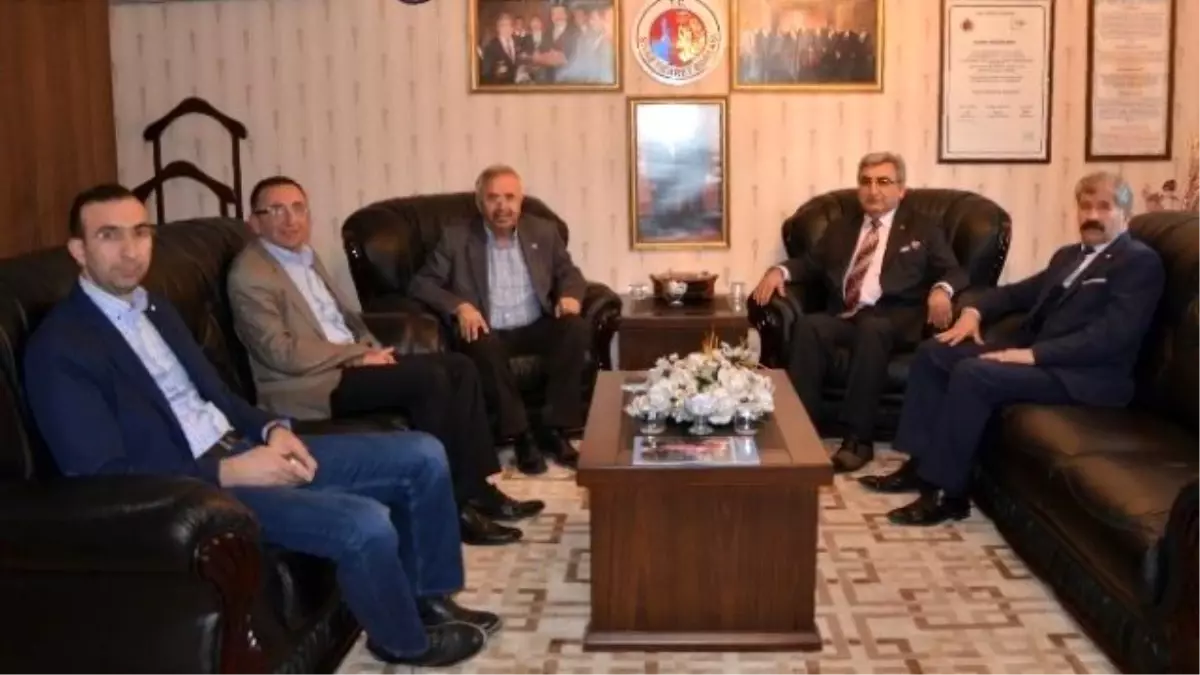 AK Parti Sivas Milletvekili Soluk, Ticaret Borsası\'nı Ziyaret Etti