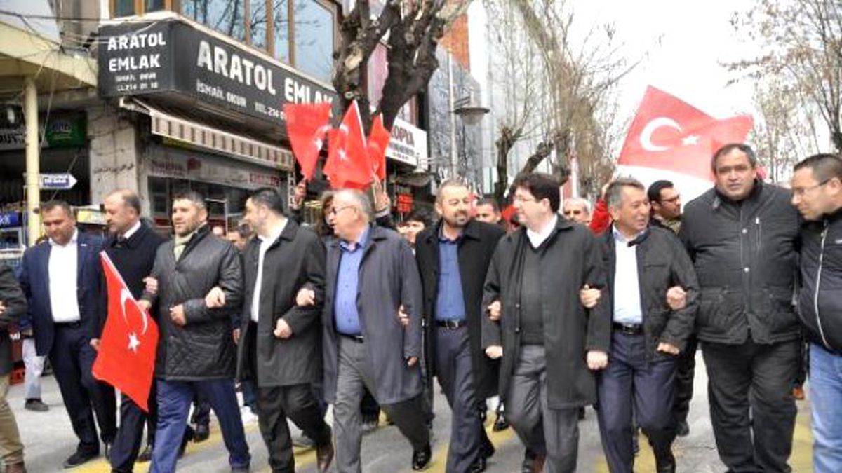 Aksaray\'da \'Teröre Hayır\' Mitingi