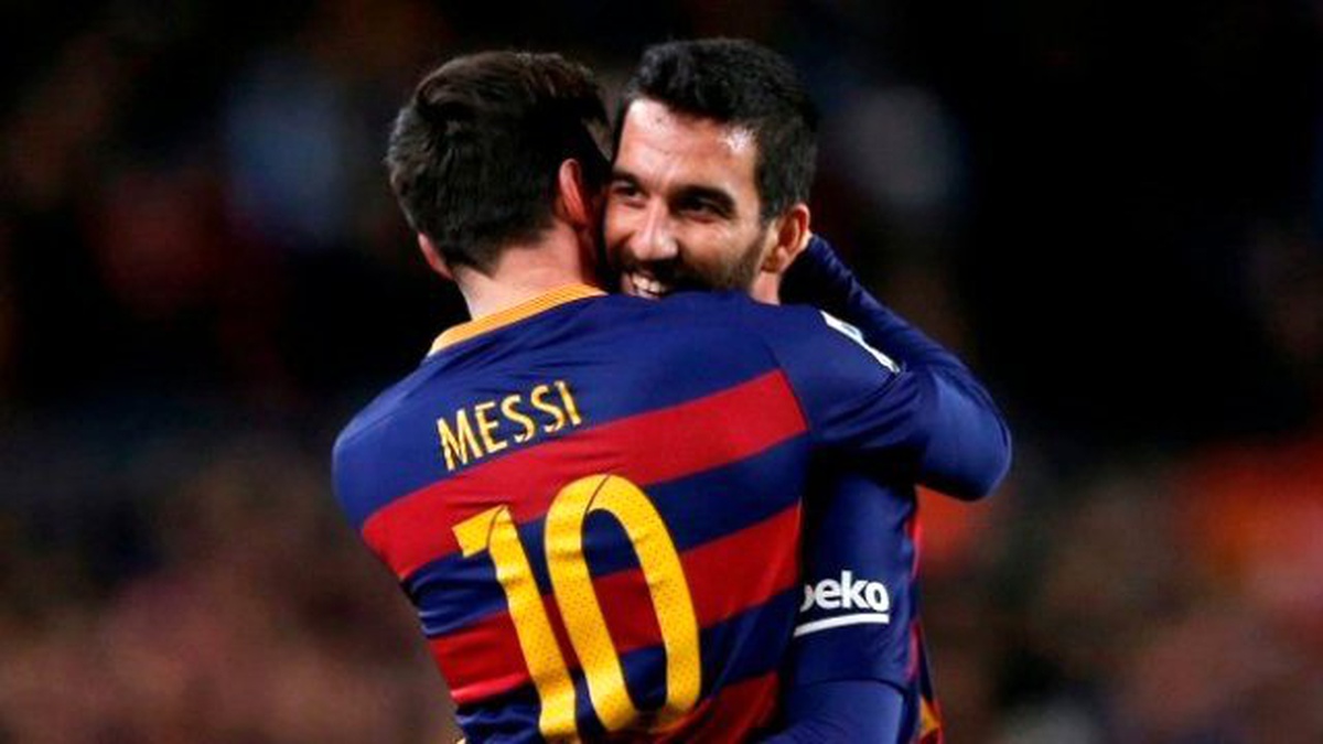 Arda Turan Barcelona Arsenal Kadrosunda
