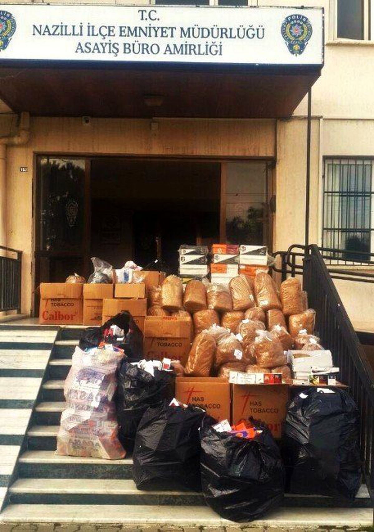 Aydın\'da Kaçak Sigara Operasyonu
