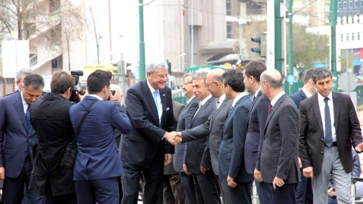 Bakan Bozkır\'dan Gaziantep Valiliğine Ziyaret