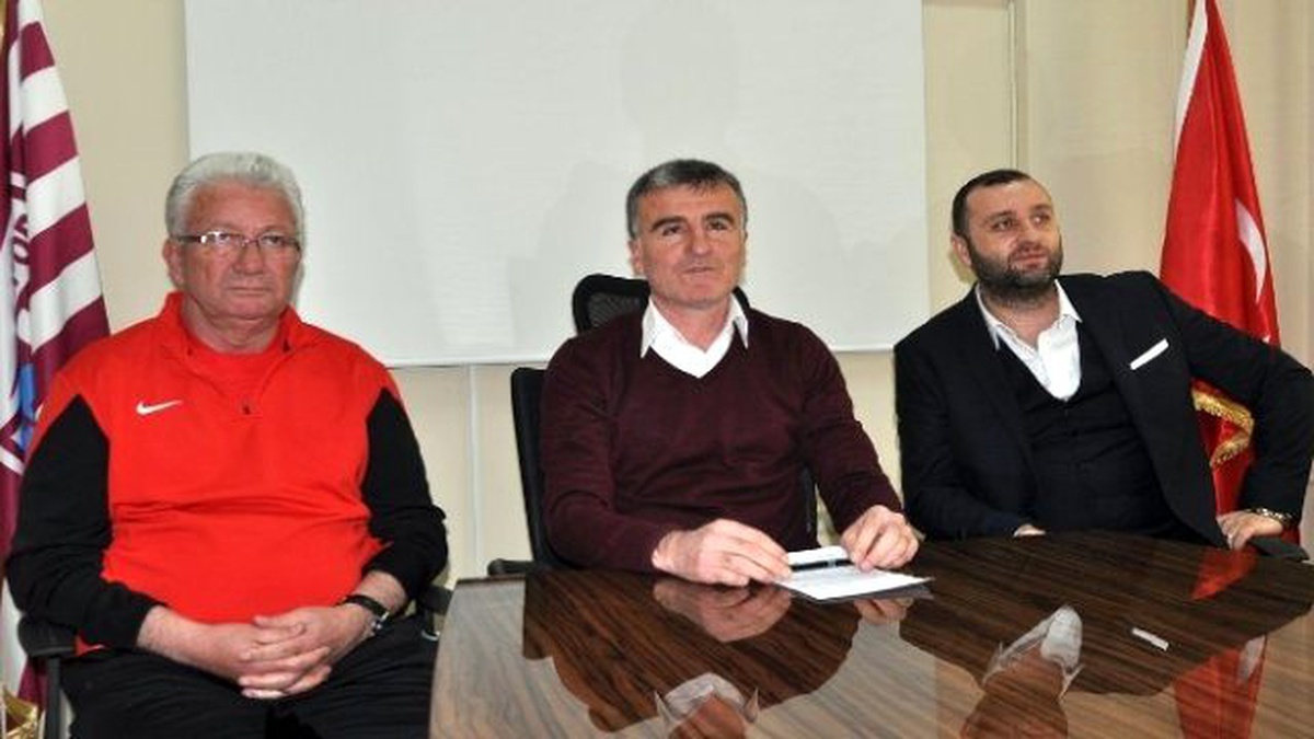 Bandırmaspor Teknik Direktörü Ertekin Açıklaması