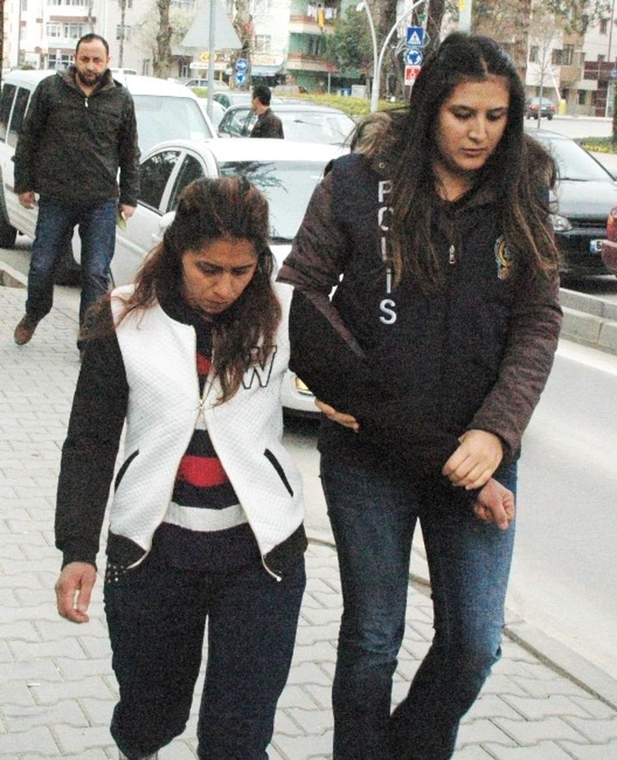 Bolu\'da 2 Kadın Hırsız Suçüstü Yakalandı