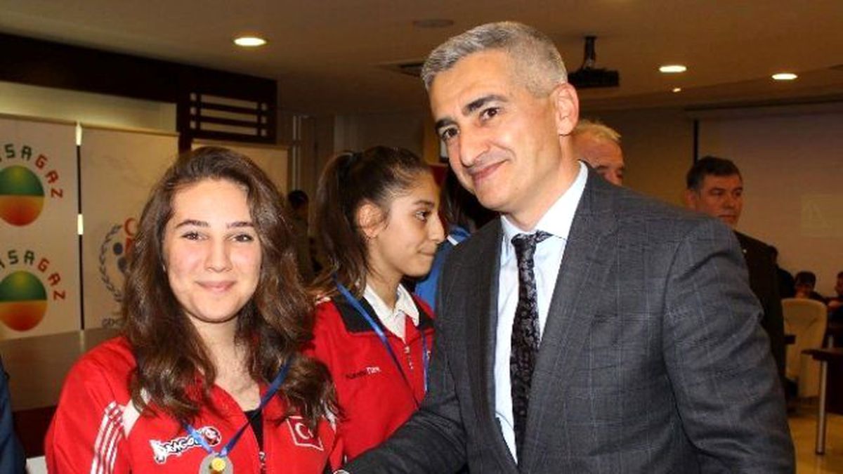 Bursagaz\'dan Bursalı Şampiyonlara Ödül