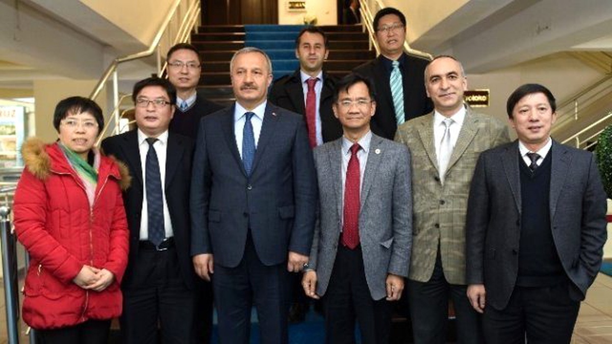 Büyükşehir, Çinli Akademisyenleri Ağırladı