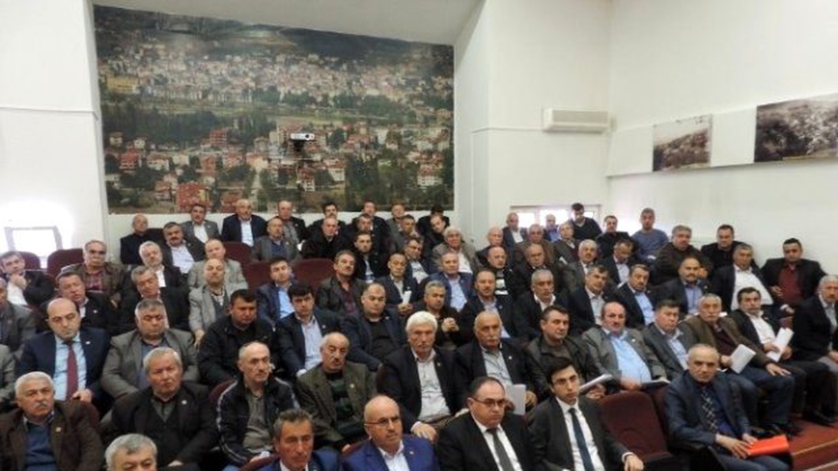 Çaycuma Kaymakamlığınca Köy ve Mahalle Muhtarlıklarına Seminer Verildi