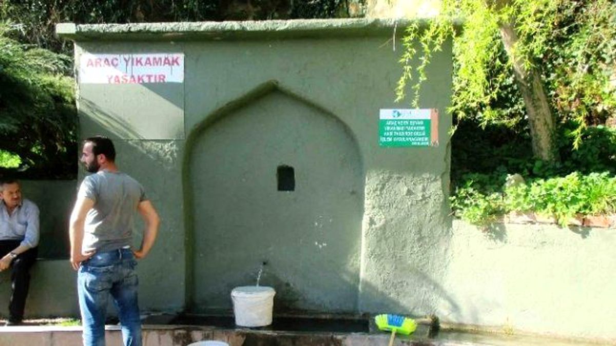 Çeşmelerde Araç Yıkayan Sürücülere Ceza Kesildi
