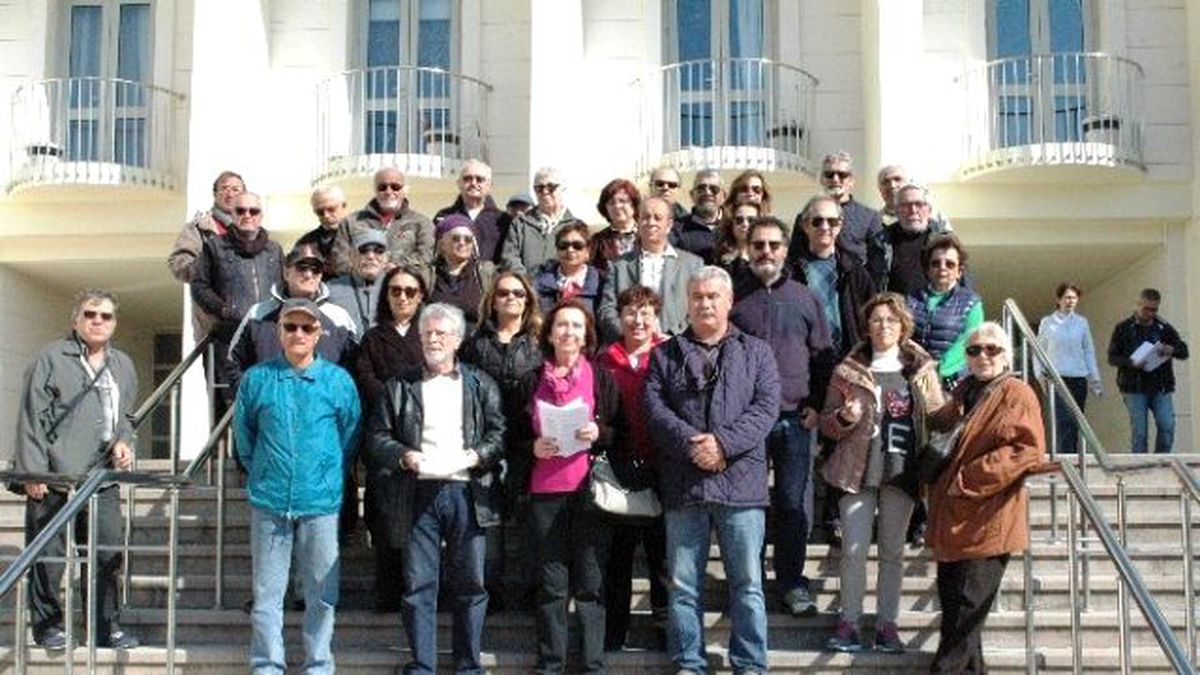 Çevreciler Denize Harfiyat Döken İnşşat Firması Hakkında Suç Duyurusunda Bulundu