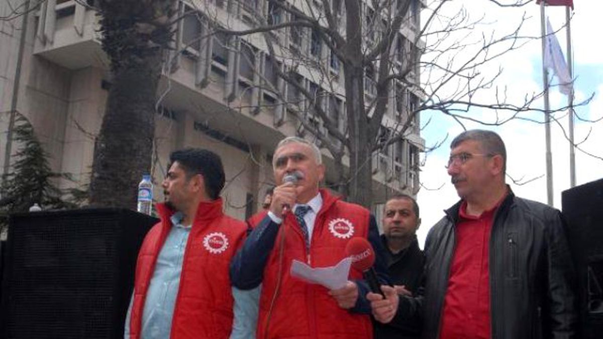 Disk Üyelerinden, Hem Terör Hem de Kıdem Tazminatı Protestosu