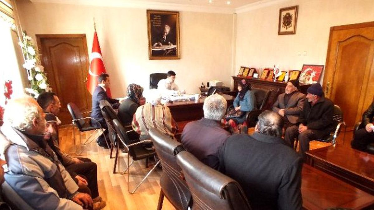 Malazgirt\'te Halk Toplantısı