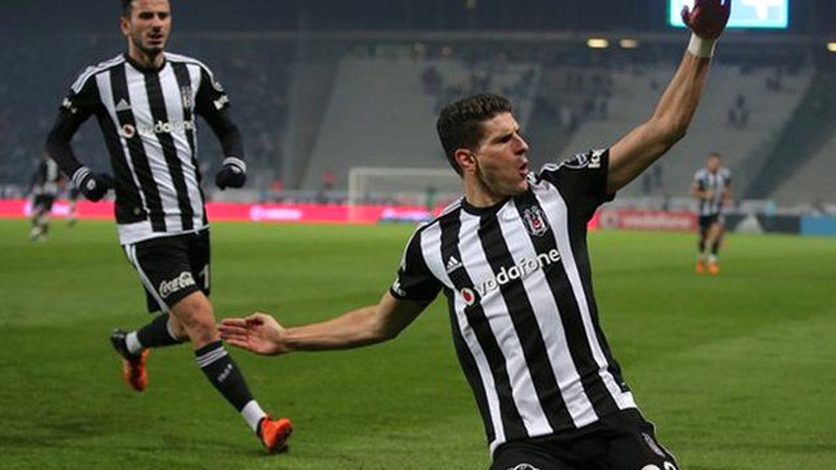 Mario Gomez, Bir Sezonda En Fazla Gol Atan Beşiktaşlı Futbolcu Oldu