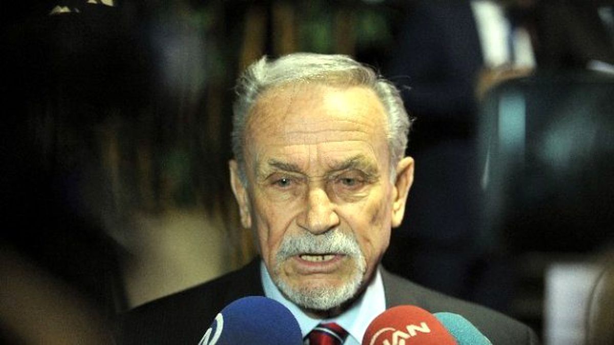 Özyalçın\'dan Derbi Öncesinde Dostluk Mesajı