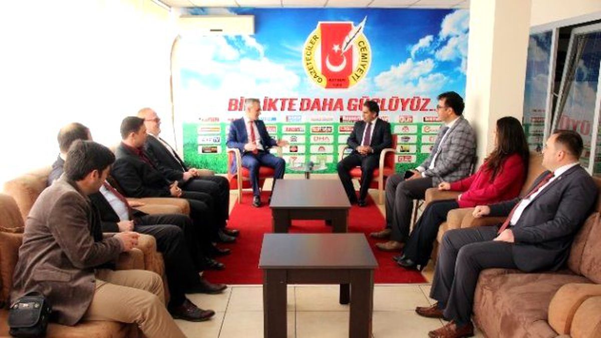 Smmm Odası Başkan Adayı Mustafa Arı Gazeteciler Cemiyetini Ziyaret Etti