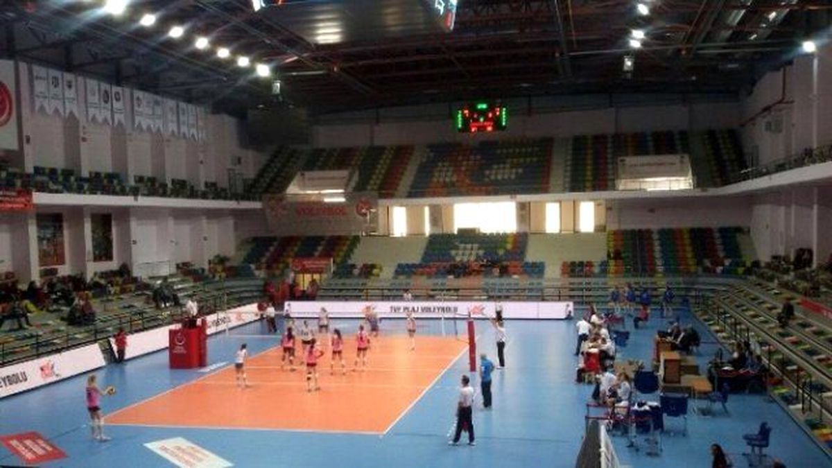 Sultanlar\'dan Play-off\'a Tatsız Başlangıç