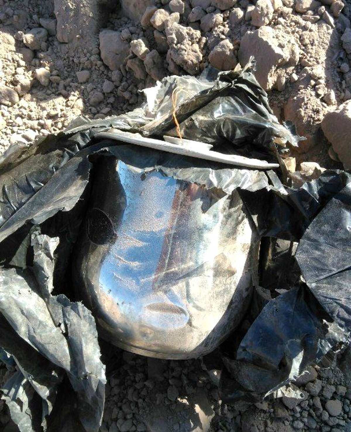 Sur\'da Tuzaklanmış Bomba Düzeneği Bulundu