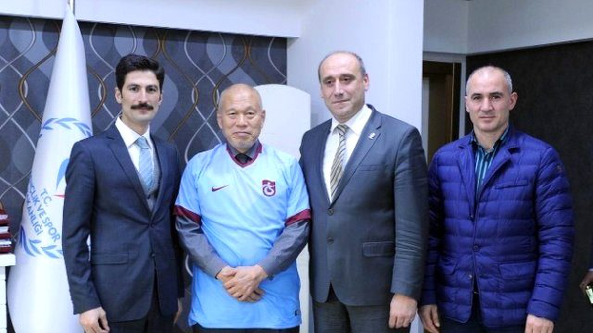 Trabzon\'da 3 Ay Judo Eğitimi Veren Mino Shojiro Görevini Tamamladı