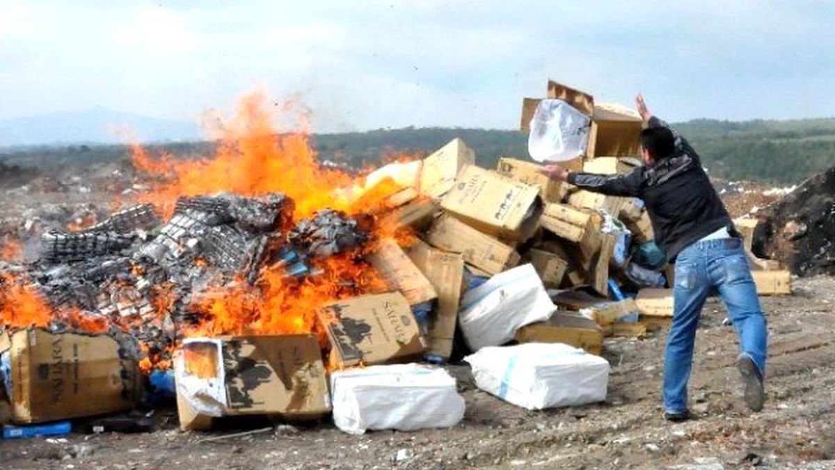 Uşak\'ta 125 Bin Paket Kaçak Sigara İmha Edildi
