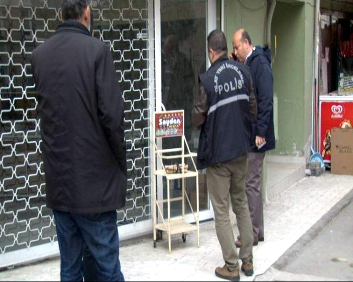 Valinin Geçiş Güzergahındaki Paket Polisi Alarma Geçirdi