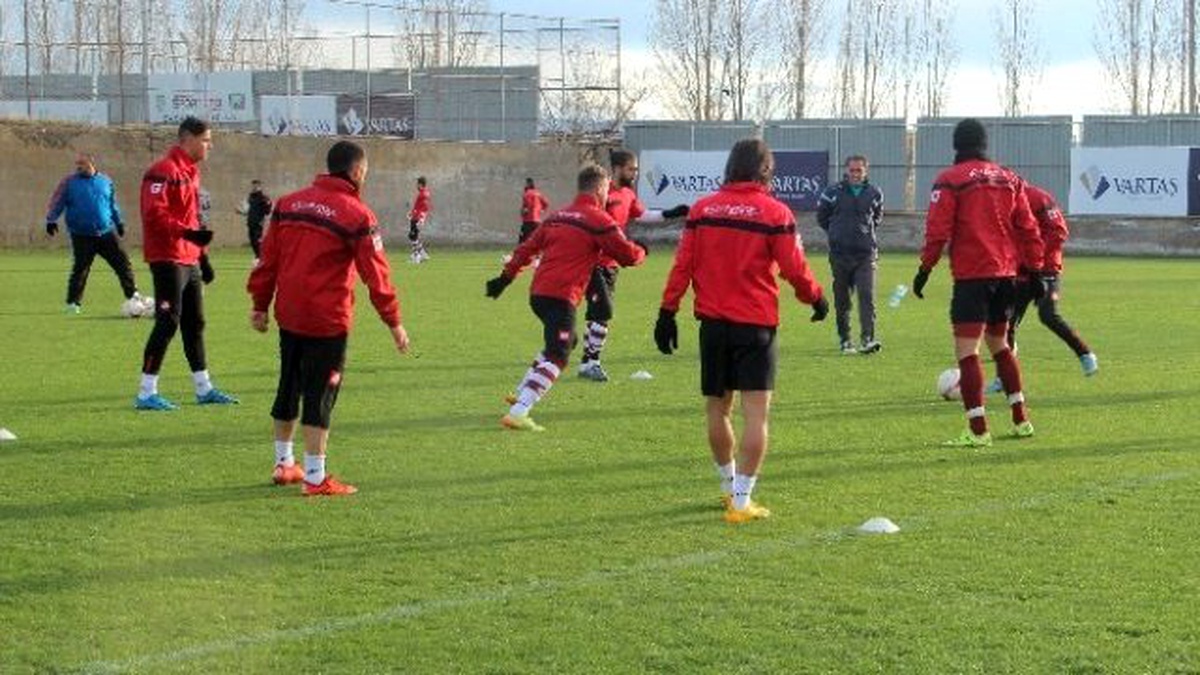 Vartaş Elazığspor, Karşıyaka Maçı Hazırlıklarını Sürdürdü