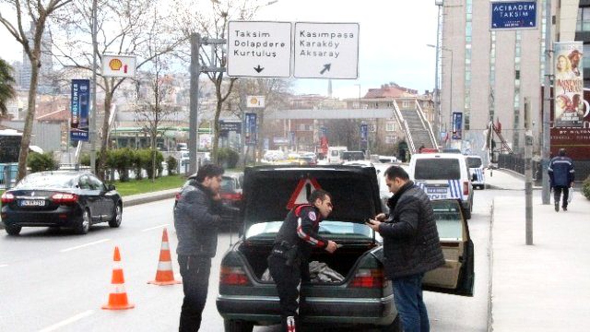 Vatandaştan Asayiş Uygulaması Yapan Polise Tam Destek