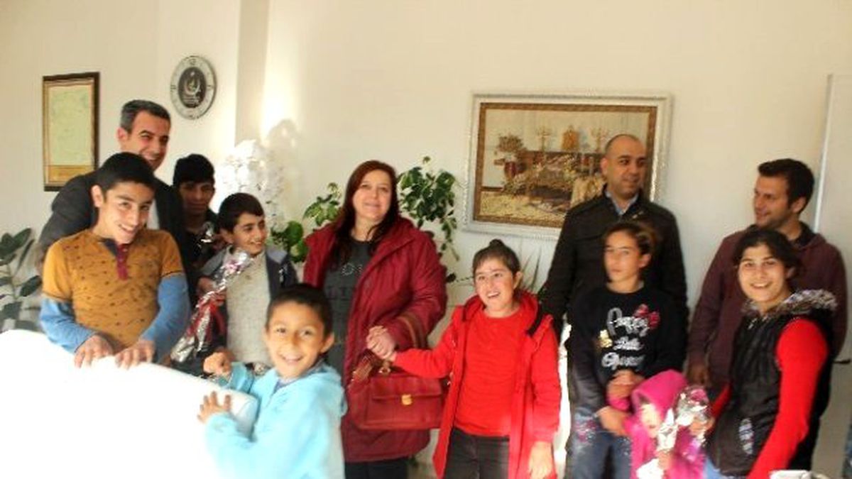 Viranşehir\'de Mart Tıp Bayramını Unutmadılar