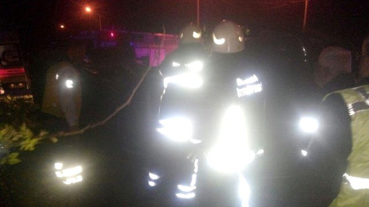 Yolcu Otobüsü ile Kamyonet Çarpıştı: 1 Ölü