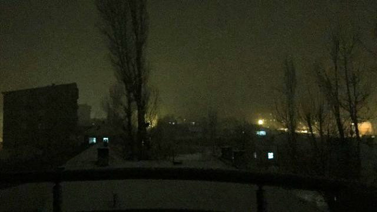 Yüksekova\'da Gece Yarısı Barikat Operasyonu