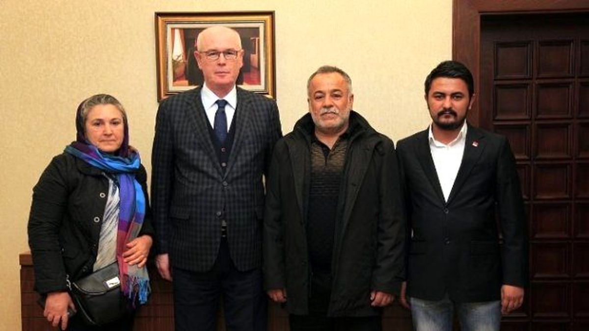 Başkan Kurt, Ali İsmail\'in Ailesini Ağırladı