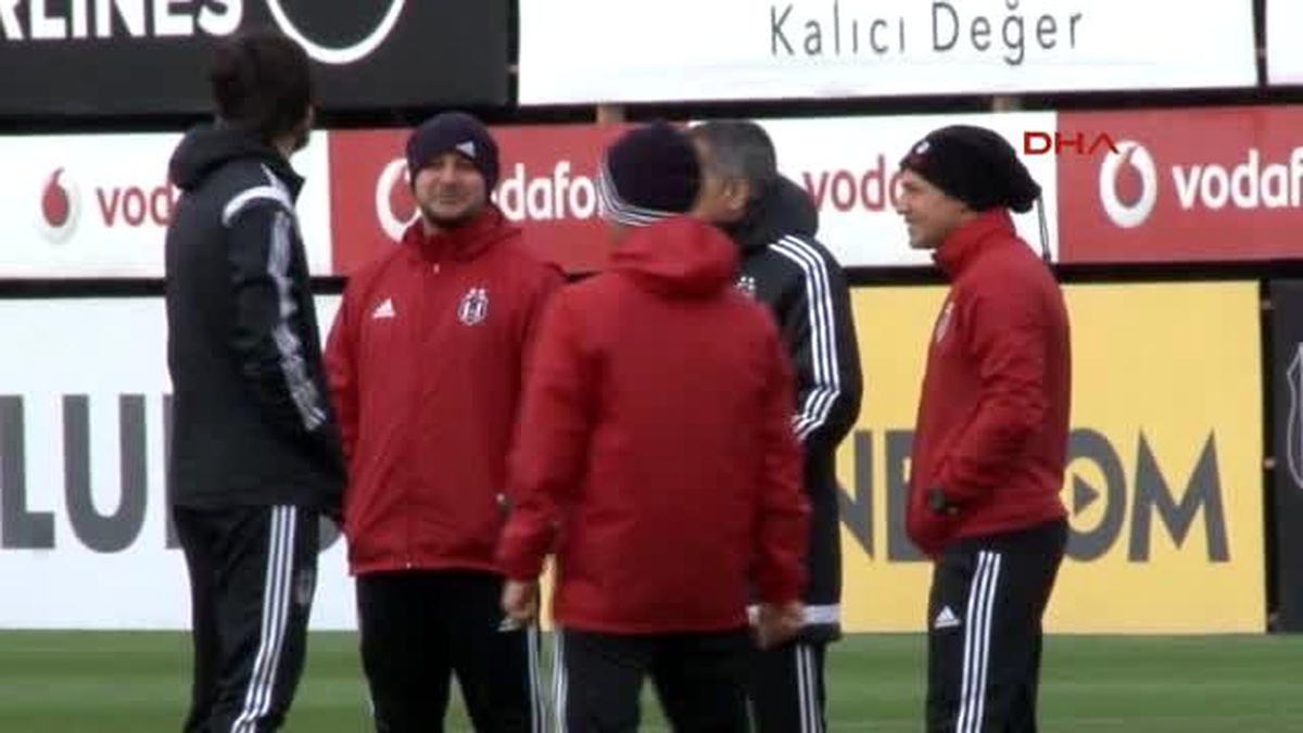 Beşiktaş, Antalyaspor Maçına Hazırlanıyor