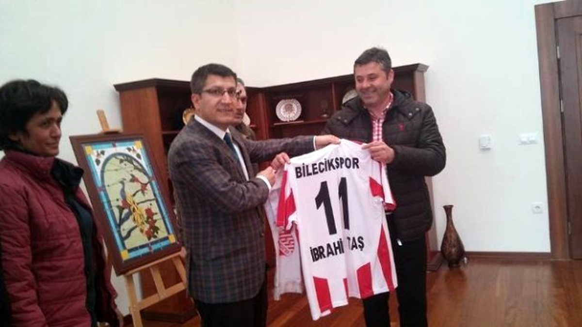 Bilecikspor ve Bidos Üyelerinden Rektör Taş\'a Ziyaret