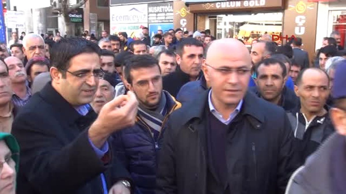 Bingöl Hdp\'liler Bingöl\'de Nevruza İzin Verilmemesini Protesto Etti