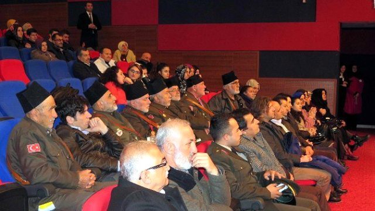 Çanakkale Zaferi ve Şehitleri Sapancada Anıldı