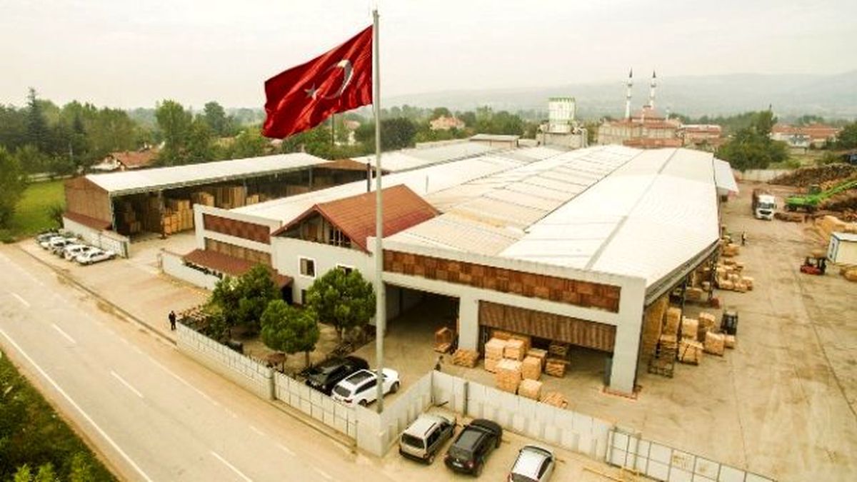 Castrol\'dan Balcıoğulları Palet\'e Ödül