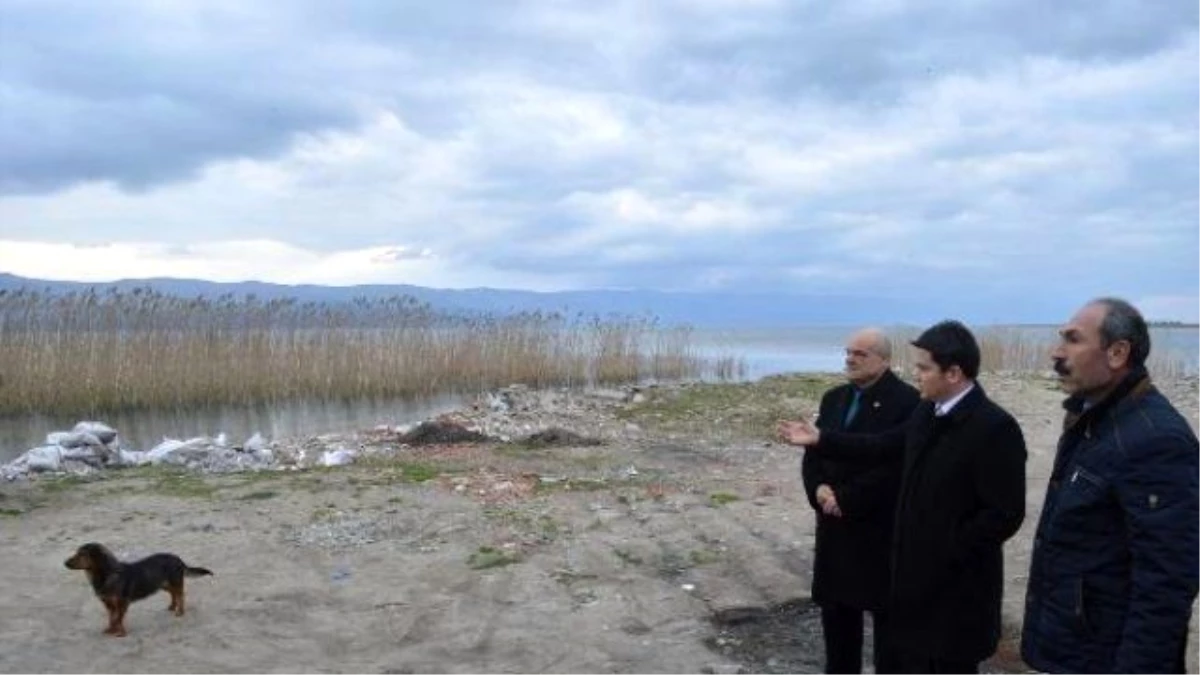 CHP\'li Aydın, İznik Gölü\'ndeki Kirliliği Meclis\'e Taşıdı