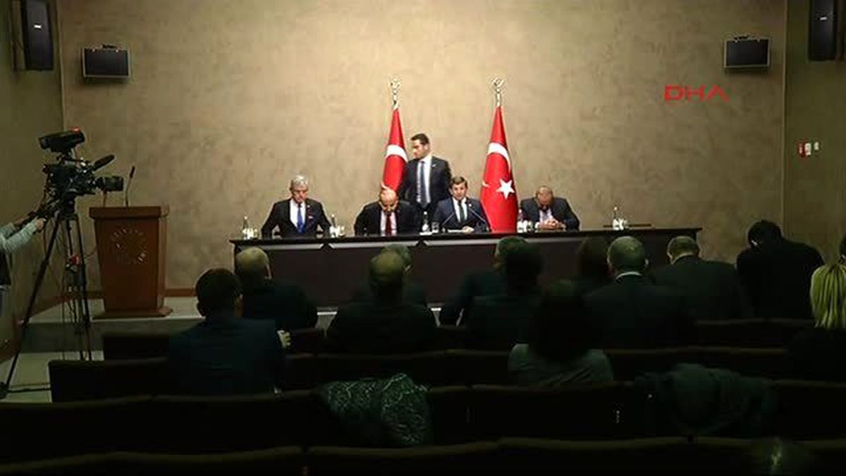 Davutoğlu: Muhalefet Partileri Böyle Bir Teklif Beklemiyordu