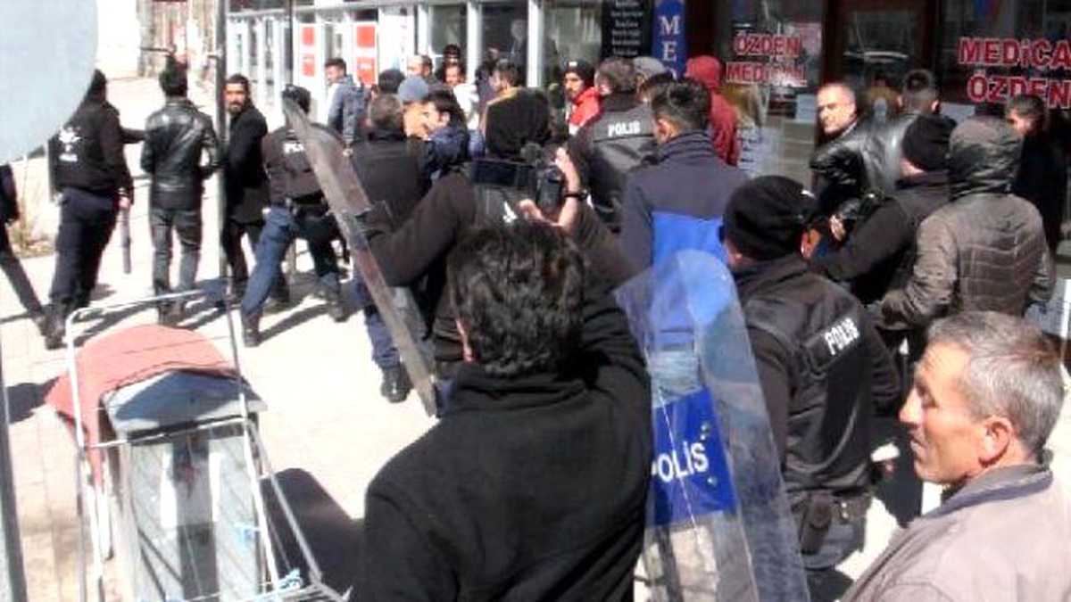 Dbp\'li Kamuran Yüksek, Kars\'ta Gözaltına Alındı (3)