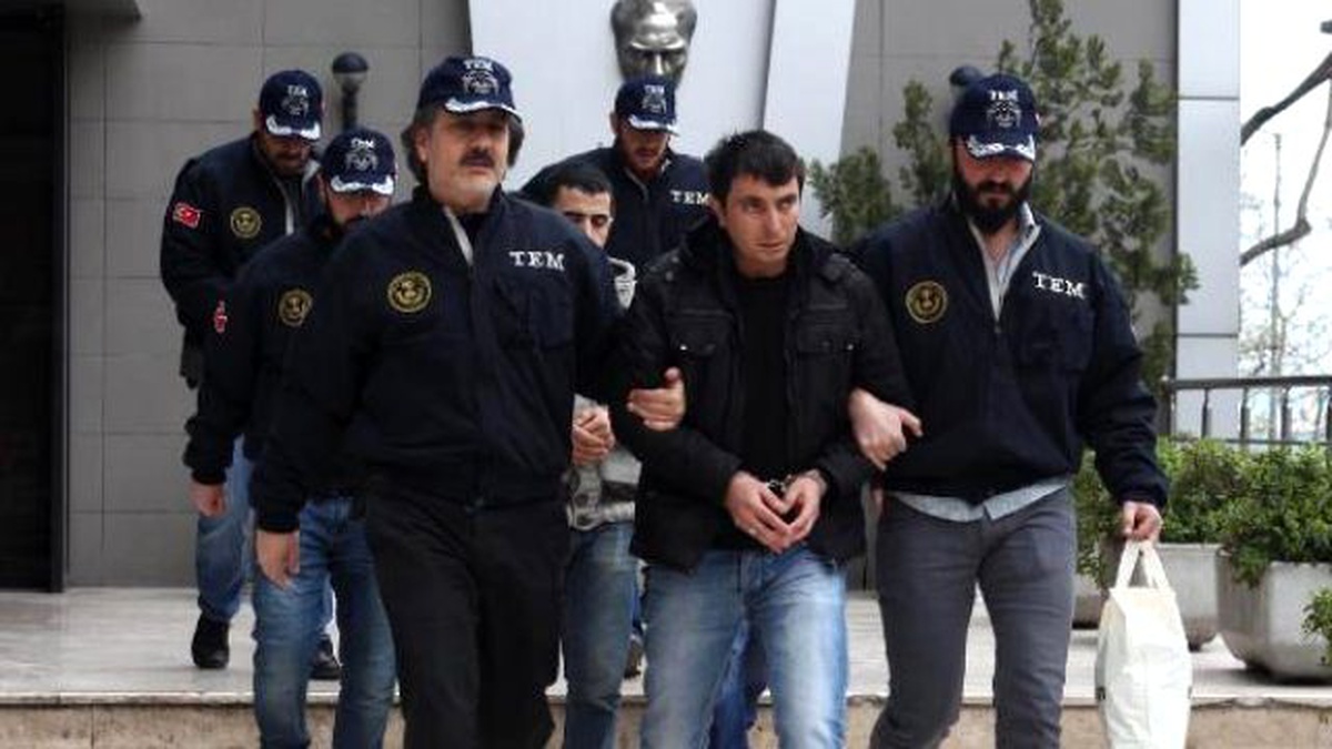 Düğünlerde PKK Propagandası Yapan Müzik Grubu Üyesi 3 Kişi Tutuklandı