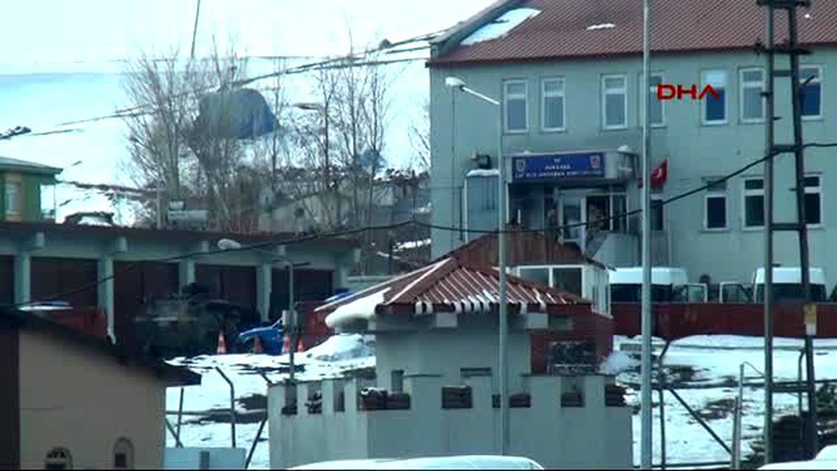 Erzurum Jandarma 7 İlde Şafak Operasyonu Yaptı; 33 Gözaltına Alındı